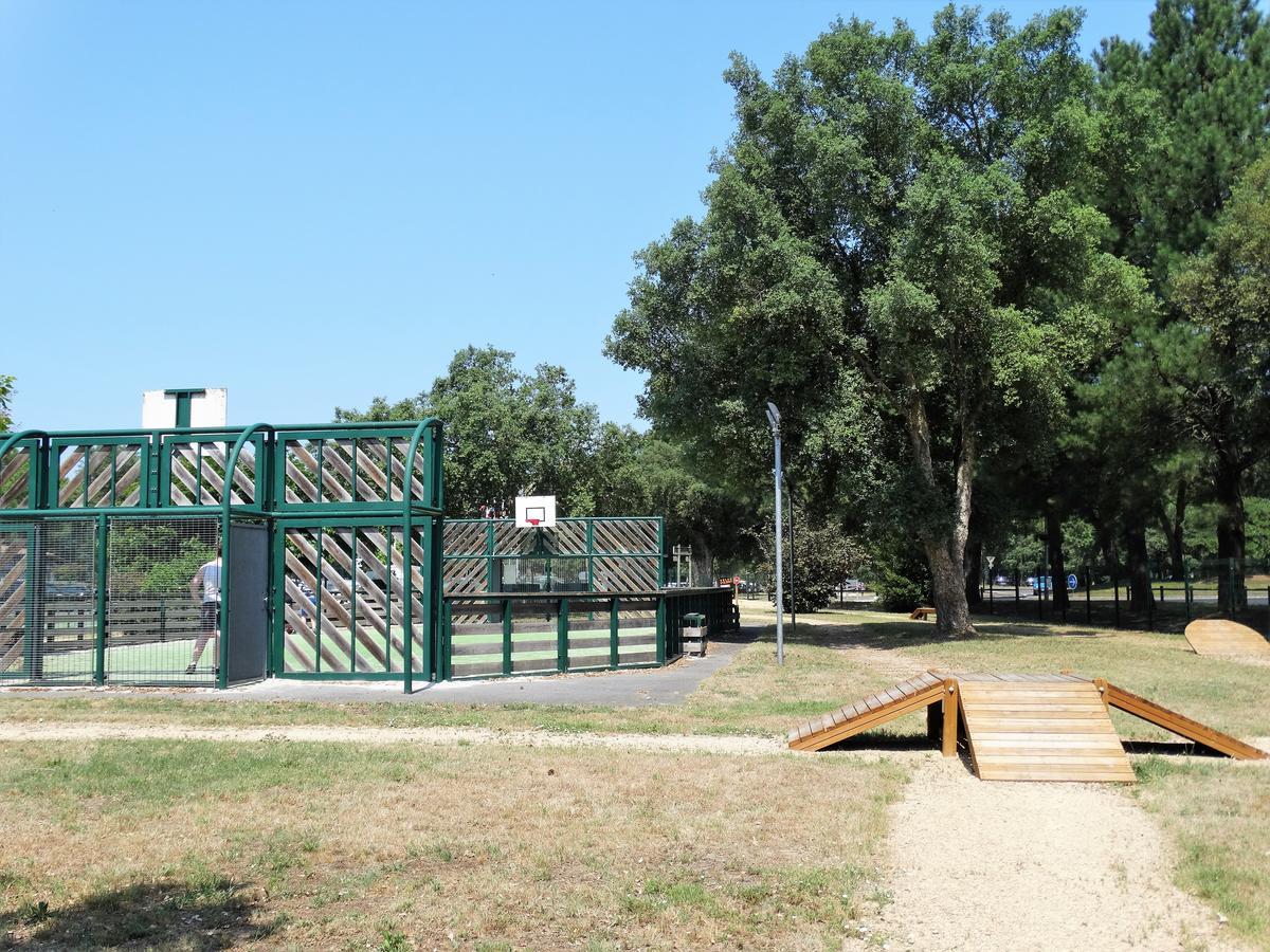 Camping Sunissim L'Airial By Locatour Hotel Soustons Exterior photo